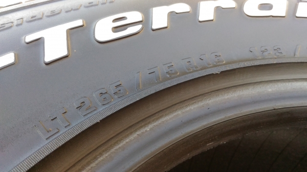 ขายยาง bf 265/75/16 ปี 12 ดอกเต็มๆ