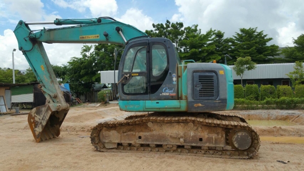 Kobelco รุ่น sk200sr