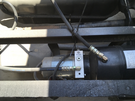 สด ผ่อน กระบะดั้มโตโยต้า 3 ตัน ต่อใหม่ สีใหม่ เอกสารพร้อม