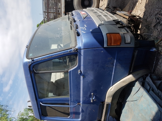 ขายหัวรถบรรทุกมี4หัว4รุ่นครับ