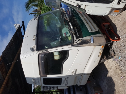 ขายหัวรถบรรทุกมี4หัว4รุ่นครับ