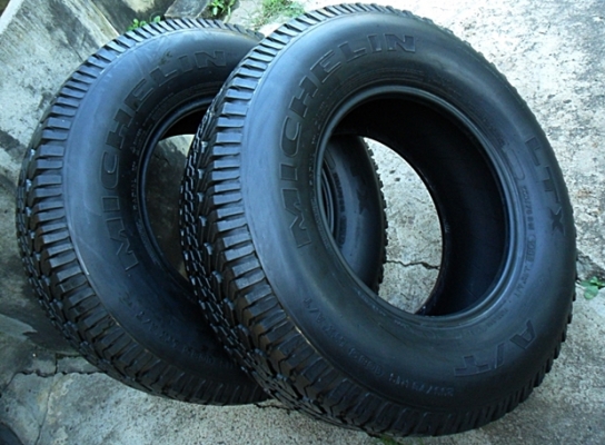 ยางออล A/Tกระบะ15  มิชลิน 255-70-R15 ลงพื้นปี13 (2เส้น1,500) ดอกหนา1เซ็นกว่า