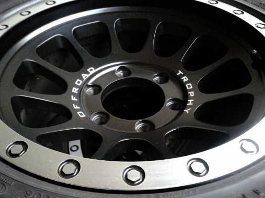 ขายล้อออฟโรดใหม่พร้อมยางBF All 265/75/16ปี12 ขายล้อออฟโรดใหม่พร้อมยางBF All 265/75/16ปี12