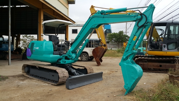 รถขุด Komatsu PC40-7 เก่าญี่ปุ่นแท้☎ เบอร์โทร : 083-784-8885
