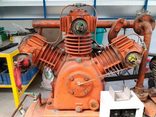 ปั๊มลม SANCO ขนาด 300 ลิตร พร้อมใช้งาน