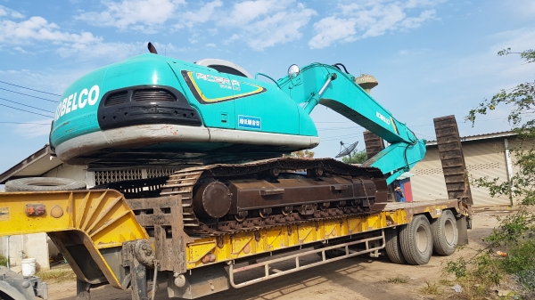 ขายด่วนรถแบคโฮKOBELCO-SK200MARK5มาร์ไฟร์รถนอกเพิ่งนำเข้ามายังไม่เคยใช้งานในเมืองไทยเลย ขายด่วนรถแบคโฮKOBELCO-SK200MARK5มาร์ไฟร์รถนอกเพิ่งนำเข้ามายังไม่เคยใช้งานในเมืองไทยเลย