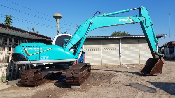ขายด่วนรถแบคโฮKOBELCO-SK200MARK5มาร์ไฟร์รถนอกเพิ่งนำเข้ามายังไม่เคยใช้งานในเมืองไทยเลย ขายด่วนรถแบคโฮKOBELCO-SK200MARK5มาร์ไฟร์รถนอกเพิ่งนำเข้ามายังไม่เคยใช้งานในเมืองไทยเลย