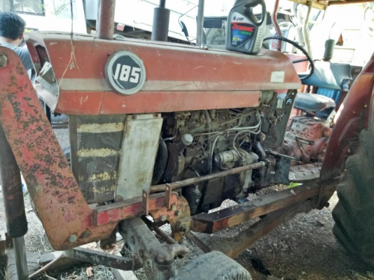 ขายด่วน รถไถนาแมสซี่ 185เพลาเดียว เครื่องปั้มทำงานปกติ ยางตามสภาพ เพลาเหลี่ยม อุปกรณ์ดันหน้าอย่างเดียว รถใช้ดันดินตามสิบล้อ เอกสารเล่มทะเบียน