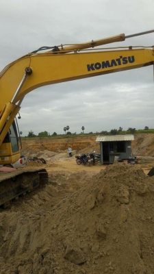 ขายรถแบคโค KOMATSU PC200-8 รถสวยสภาพดีมาก ไฟฟ้าครบ เอกสารเล่มทะเบียนพร้อมโอน ราคา1,950,000 สนใจโทร 090-8588220คุณนะ 093-3258446คุณบิว หรือเข้าดูสินค้าอื่นๆได้ที่ www.narong2truck.com หรือ www.truck.in.th/498 หรือเพจFacebook ณรงค์ ซื้อขายรถมือสอง (เว็บไซต์