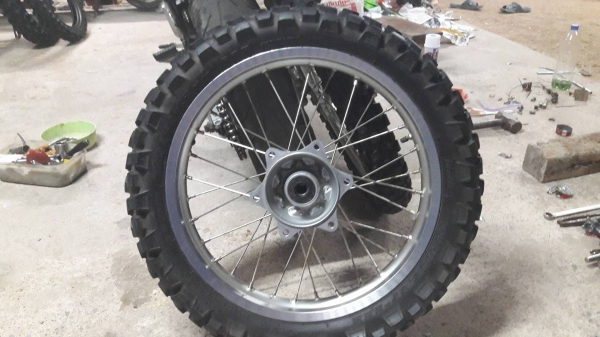 ล้อพร้อมยางcrf250l