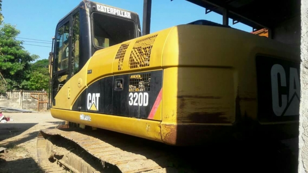CAT 320D รถสวย พร้อมใช้งาน ทำงาน8,500ชม.
ราคา 1,950,000
ติดต่อ 089-9812494 หนุ่ม