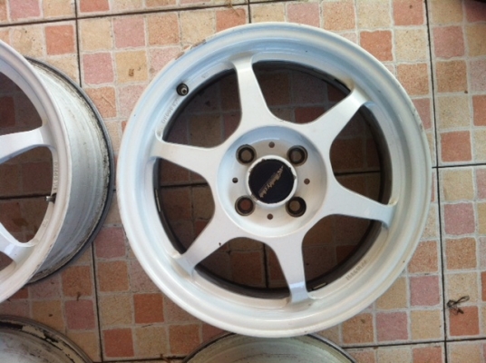 ขายล้อลาย P1SF 15X6.5 4รู100 สีขาว 1ชุด