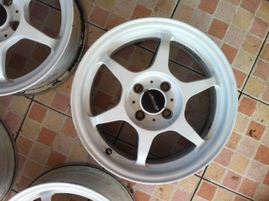 ขายล้อลาย P1SF 15X6.5 4รู100 สีขาว 1ชุด