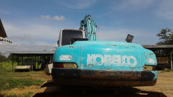 ขายรถแบคโฮ KOBELCO 200 รุ่น 5 ราคา 1,120,000  บาท