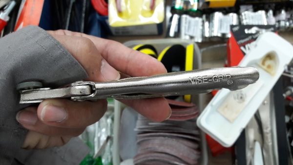 ขายคีมล็อกVISE-GRIP5WR และ7R Made in USA.งานเก่าเก็บยี่สิบกว่าปี