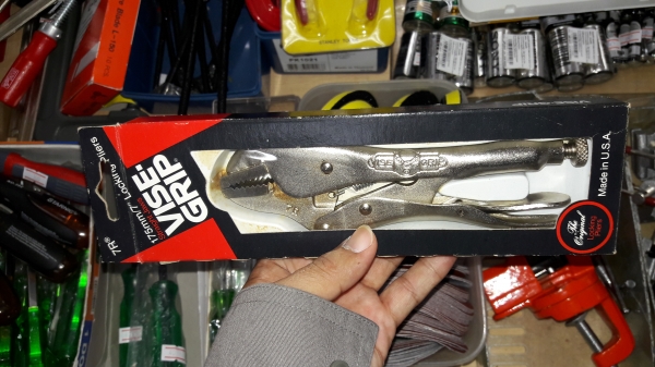 ขายคีมล็อกVISE-GRIP5WR และ7R Made in USA.งานเก่าเก็บยี่สิบกว่าปี