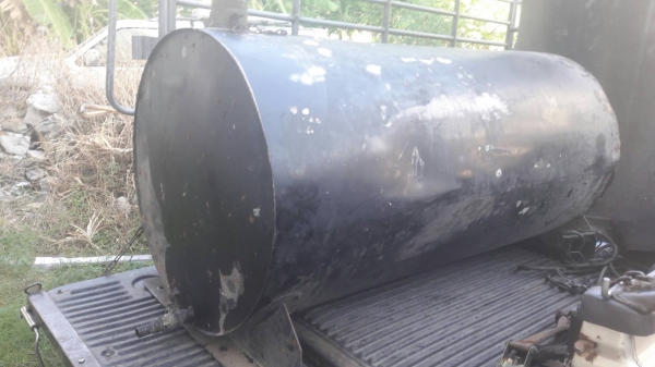 ขายถังน้ำมันขนาดเล็ก 700 ลิตร