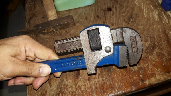 ขายคอม้าขาเดียว12" Record Made in England.ใหม่เก่าเก็บสวย ขายคอม้าขาเดียว12" Record Made in England.ใหม่เก่าเก็บสวย