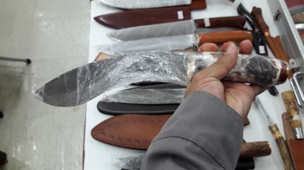 ขายมีดปากีสถานเหล็กมาดัสกัสด้ามเขากวางสวยเหล็กดี