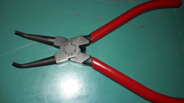 ขายคีมหุบแหวนสปริง7" STANLEY MADE IN USA.ใหม่เก่าเก็บ ขายคีมหุบแหวนสปริง7" STANLEY MADE IN USA.ใหม่เก่าเก็บ