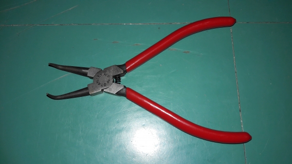 ขายคีมหุบแหวนสปริง7" STANLEY MADE IN USA.ใหม่เก่าเก็บ ขายคีมหุบแหวนสปริง7" STANLEY MADE IN USA.ใหม่เก่าเก็บ