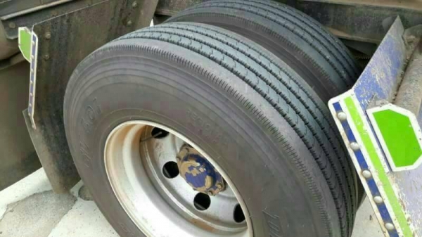ขายดาวน์ 850,000 ISUZU360 ปี 57 พ่วงดั๊มพืชไร่ อู่สมศักดิ์ ลูก 3 คาน/เดิม บาง สวยและสด.  ส่งต่ออีก 36 งวดๆX 74,000  = 2,664,000  รถอยู่ อุบล ฯ(โทร &ไอดีไลน์) 090-772-3710 090-772-3708 ขายดาวน์ 850,000 ISUZU360 ปี 57 พ่วงดั๊มพืชไร่ อู่สมศักดิ์ ลูก 3 คาน/เดิม บาง สวยและสด.  ส่งต่ออีก 36 งวดๆX 74,000  = 2,664,000  รถอยู่ อุบล ฯ(โทร &ไอดีไลน์) 090-772-3710 090-772-3708