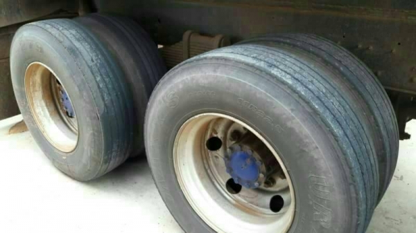 ขายดาวน์ 850,000 ISUZU360 ปี 57 พ่วงดั๊มพืชไร่ อู่สมศักดิ์ ลูก 3 คาน/เดิม บาง สวยและสด.  ส่งต่ออีก 36 งวดๆX 74,000  = 2,664,000  รถอยู่ อุบล ฯ(โทร &ไอดีไลน์) 090-772-3710 090-772-3708 ขายดาวน์ 850,000 ISUZU360 ปี 57 พ่วงดั๊มพืชไร่ อู่สมศักดิ์ ลูก 3 คาน/เดิม บาง สวยและสด.  ส่งต่ออีก 36 งวดๆX 74,000  = 2,664,000  รถอยู่ อุบล ฯ(โทร &ไอดีไลน์) 090-772-3710 090-772-3708