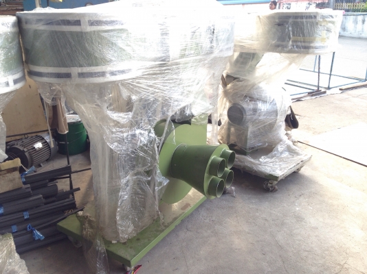 ขายโบวเวอร์ดูดฝุ่น-ดูดผง Venz รุ่น DC-3 ขนาด 3HP. 380V มี 2ถุง พร้อมแท่นตั้งเคลื่อนย้ายได้ ของใหม่ไม่เคยใช้งาน มี 3ชุด ครับ ขายโบวเวอร์ดูดฝุ่น-ดูดผง Venz รุ่น DC-3 ขนาด 3HP. 380V มี 2ถุง พร้อมแท่นตั้งเคลื่อนย้ายได้ ของใหม่ไม่เคยใช้งาน มี 3ชุด ครับ