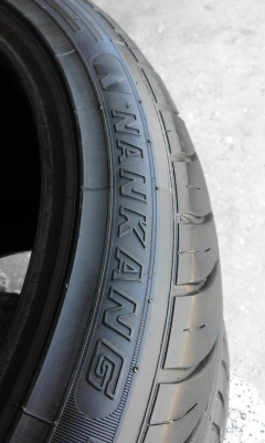 245/40R18 หน้า 265/35R18 หลัง NANKANG LINGLONG ปี14 ชุด 4 เส้น  tel. 081-427-3941