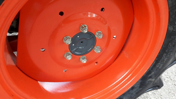 KUBOTA  L 4708 SP (4WD)  2 เพลา   สภาพใหม่สวยๆ   ชั่วโมงใช้   งานน้อย  สีเดิมทั้งคัน