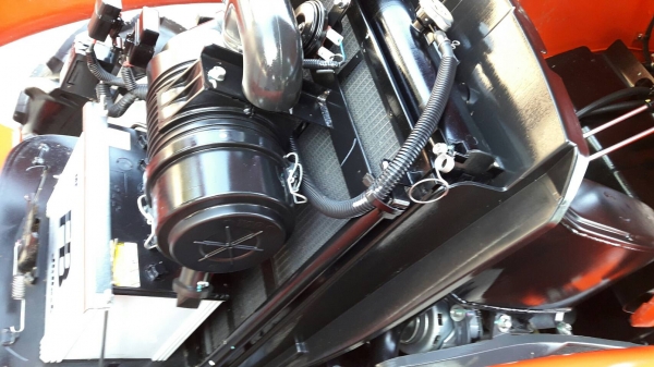 KUBOTA  L 4708 SP (4WD)  2 เพลา   สภาพใหม่สวยๆ   ชั่วโมงใช้   งานน้อย  สีเดิมทั้งคัน