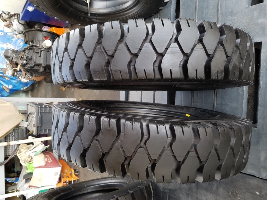 ขายยางลมโฟล์คลิฟท์ขนาด 600-15 ใหม่ราคาถูก