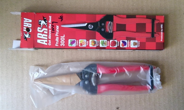 กรรไกรเล็มกิ่ง ARS (Japan)