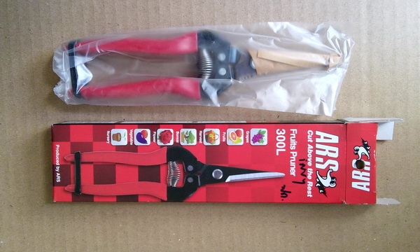 กรรไกรเล็มกิ่ง ARS (Japan)