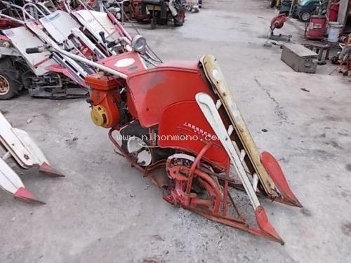 โปรโมชั่น!! รถเกี่ยวข้าวเดินตาม KAGAWA  UEY13 ราคา 11,000 บาท รหัสสินค้า : 80802988 www.nihonmono.com