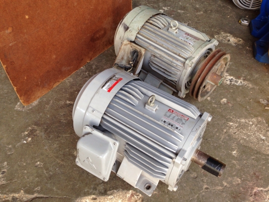 ขายมอเตอร์ไฟฟ้า Mitsubishi 5HP. 220V 1450rpm. รุ่น SCL-KR ไฟบ้านหายาก สภาพสวยเดิมๆ วิ่งนิ่ม พร้อมใช้งาน มี 2ตัวครับ