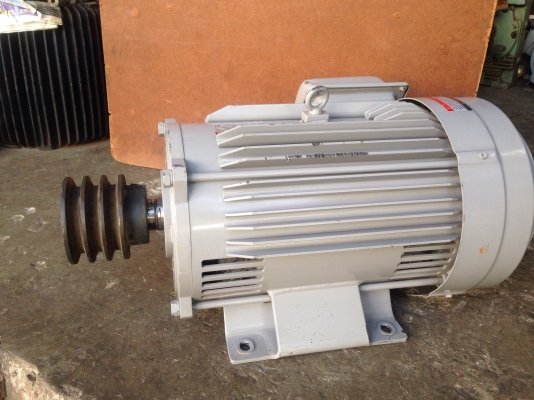 ขายมอเตอร์ไฟฟ้า Mitsubishi 10HP. 220V 1450rpm. รุ่น SCL-KR ไฟบ้านหายาก สภาพของใหม่ วิ่งนิ่ม พร้อมใช้งาน