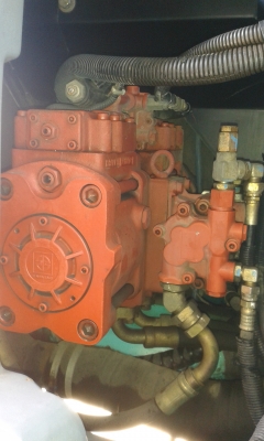 ต้องการขายรถขุดยี่ห้อ KOBELCO-SK130UR-1E รถนอกนำเข้าจากญี่ปุ่น ต้องการขายรถขุดยี่ห้อ KOBELCO-SK130UR-1E รถนอกนำเข้าจากญี่ปุ่น