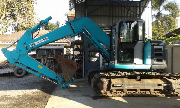 ต้องการขายรถขุดยี่ห้อ KOBELCO-SK130UR-1E รถนอกนำเข้าจากญี่ปุ่น