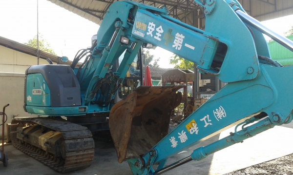 ต้องการขายรถขุดยี่ห้อ KOBELCO-SK130UR-1E รถนอกนำเข้าจากญี่ปุ่น ต้องการขายรถขุดยี่ห้อ KOBELCO-SK130UR-1E รถนอกนำเข้าจากญี่ปุ่น
