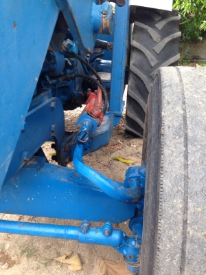 รถตักFORD สนใจโทร0818108927 คุณนพดล รถตักFORD สนใจโทร0818108927 คุณนพดล