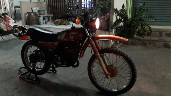 รถวิบากคลาสสิค DT125MONO