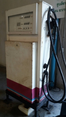 ขายถังหัวจ่ายน้ำมัน