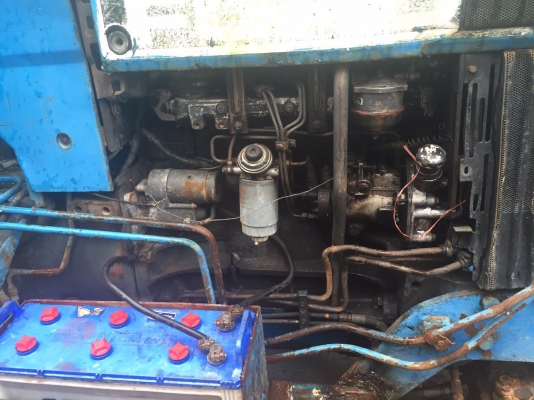 ขายรถไถ2เพลา FORD NEWHOLLAND 6640 สภาพพร้อมใช้งาน สนใจโทร 081-970-1072