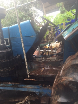 ขายรถไถ2เพลา FORD NEWHOLLAND 6640 สภาพพร้อมใช้งาน สนใจโทร 081-970-1072