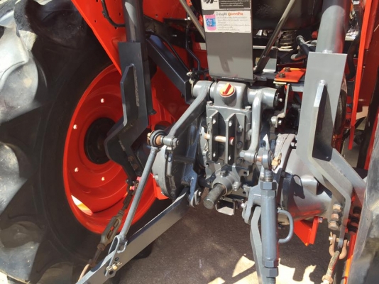 ขายรถไถKubota L4508DI (4WD) พร้อมใบมีดหน้าและผานพรวน รถสวย พร้อมใช้งาน