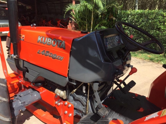 ขายรถไถKubota L4508DI (4WD) พร้อมใบมีดหน้าและผานพรวน รถสวย พร้อมใช้งาน