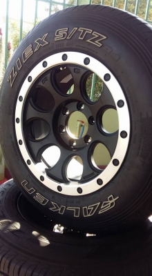 ขายล้อแม็กใหม่ yachiyoda xj-01 17"×9" สีดำขอบเงา พร้อมยาง\% ปี14 สนใจติดต่อ ก.เจริญการยาง 081-3747940 ขายล้อแม็กใหม่ yachiyoda xj-01 17"×9" สีดำขอบเงา พร้อมยาง\% ปี14 สนใจติดต่อ ก.เจริญการยาง 081-3747940