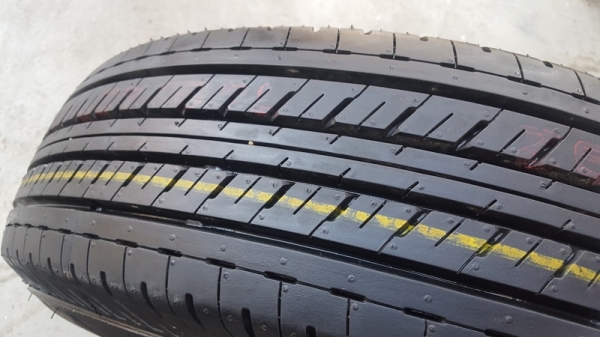 ขายยาง195R15 ปี 4516 BRIDGESTONE R611 4 เส้น ขายยาง195R15 ปี 4516 BRIDGESTONE R611 4 เส้น