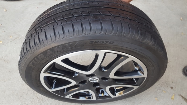 ขายล้อMazda2 TOP16(หน้าเงาดำ)ยางปี 14 4 ล้อ